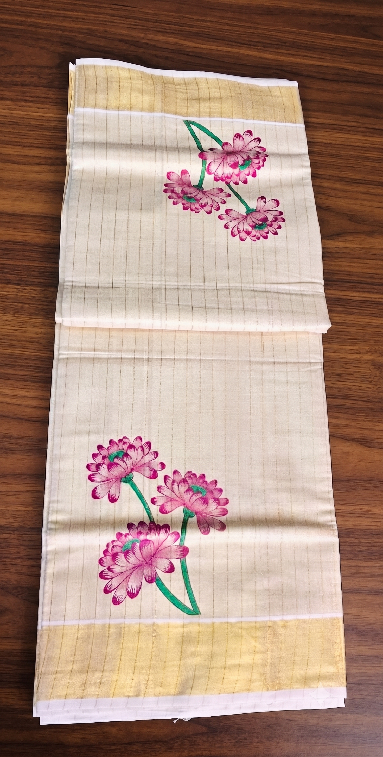 Dalia Printed Kerala Saree -Purple