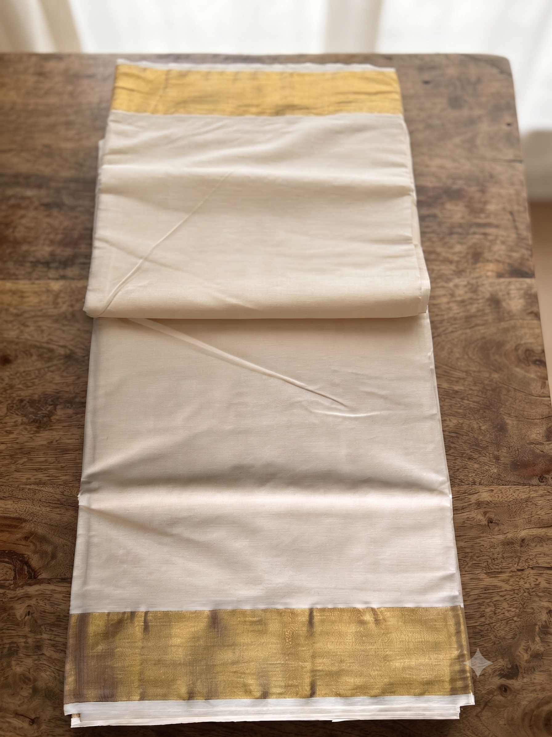 Traditional 8 inch Kasavu Kerala Saree