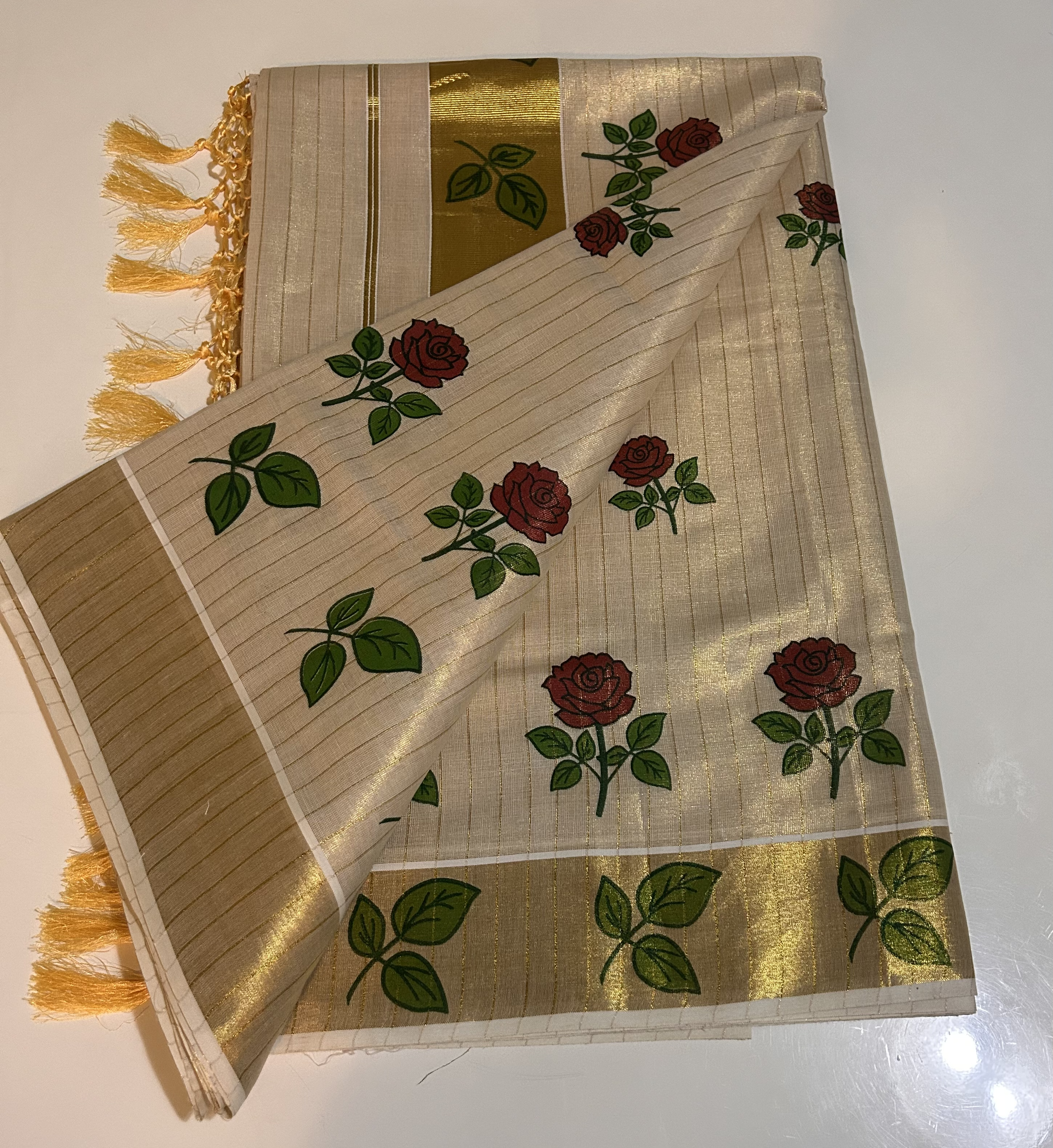 Tissue Rose Mural Saree